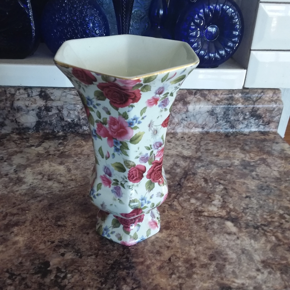 Formalities Rose Vase